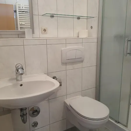 Lindenstr_43 _wohng_5 Apartman *